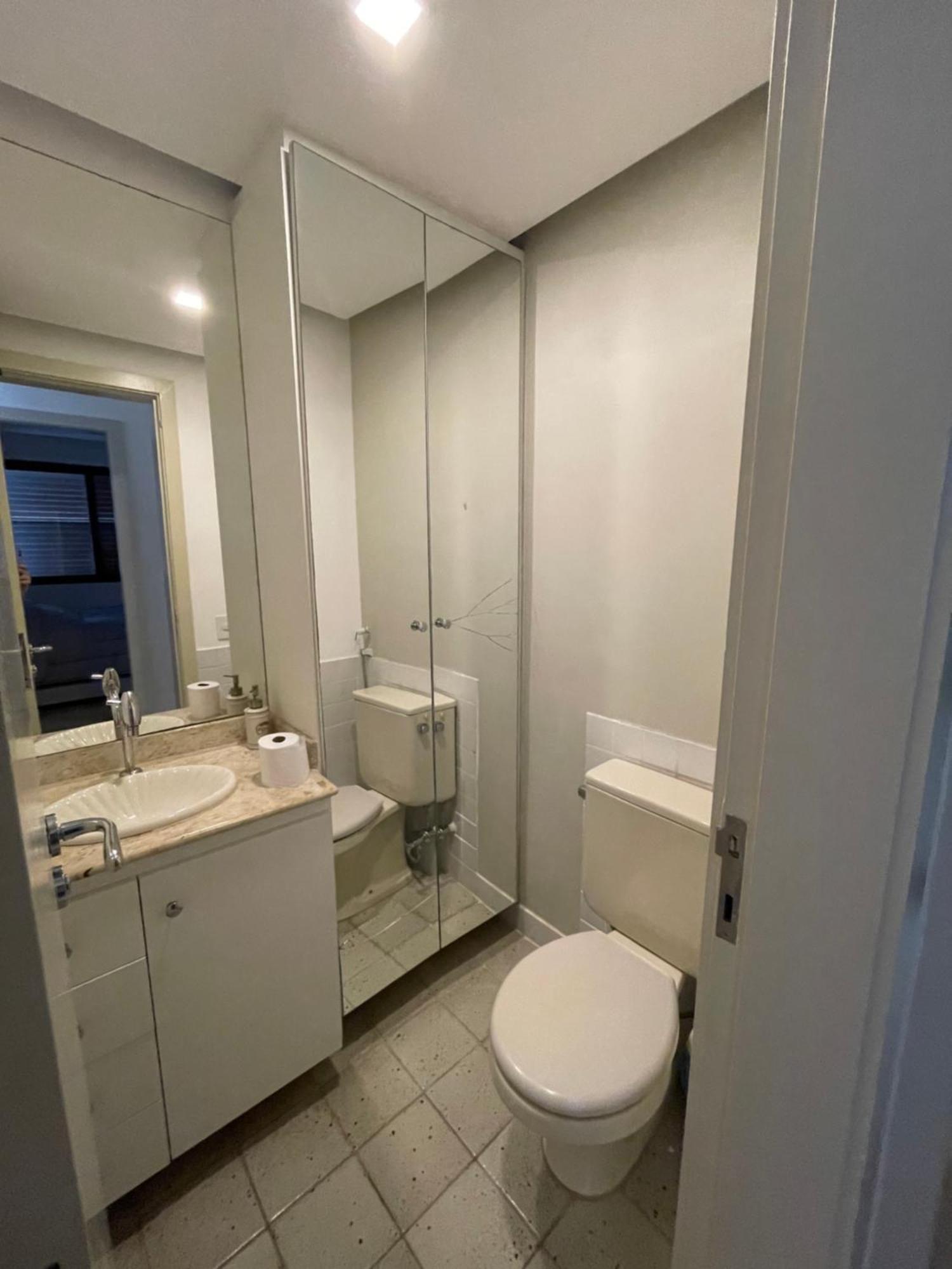 2 Quartos Charmoso A 300m Da Do Leblon, Com Garagem E Portaria 24h Apartamento
